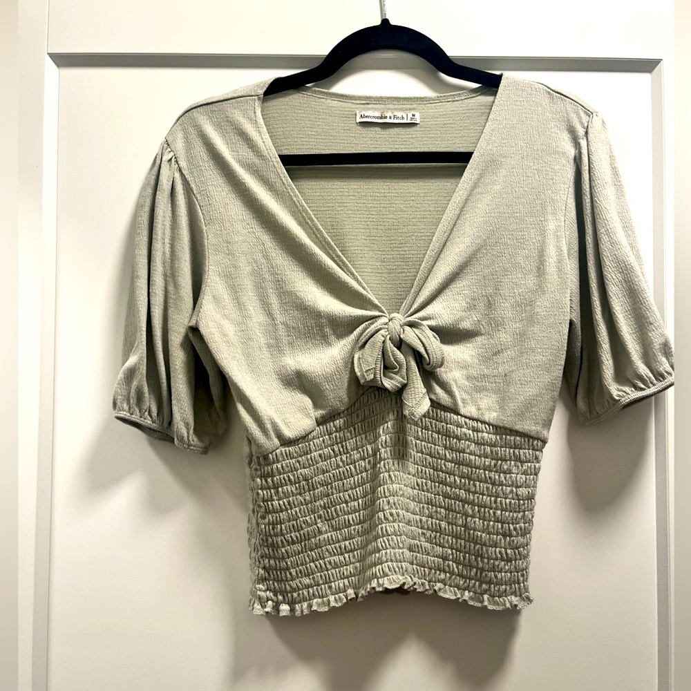 ABERCROMBIE short sleeve sage green shirt